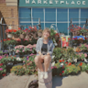 Meet your Posher, Claire